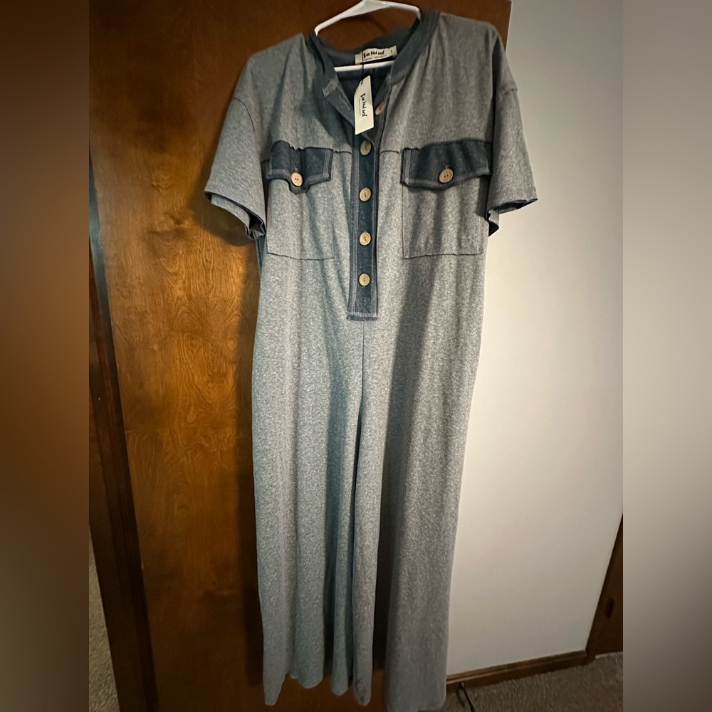 NWT. Two three bird nest women’s large jumpsuit/ romper with pockets.